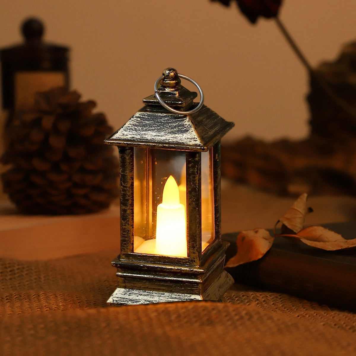 Vintage Lantern Decorative LED Flameless Candle, Hanging Lantern Portable Led Lantern for Indoor Outdoor Garden Yard Home Decor